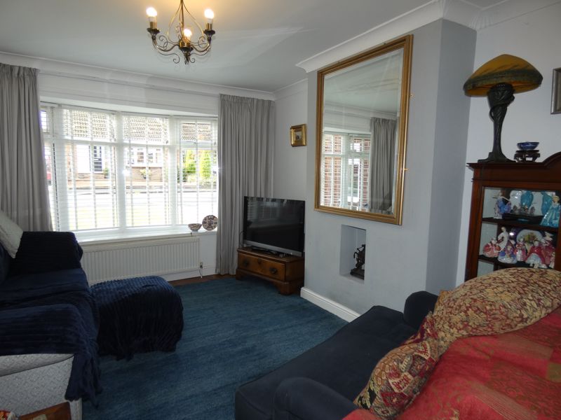 Lounge- click for photo gallery